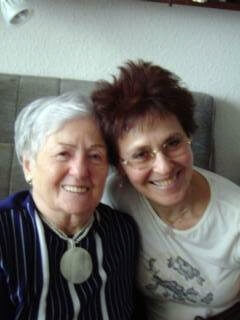 Családállítás, Önismereti társasjáték, Lenormand kártya, és egyéb. Anyukám és én kb. 2010. karácsonyán